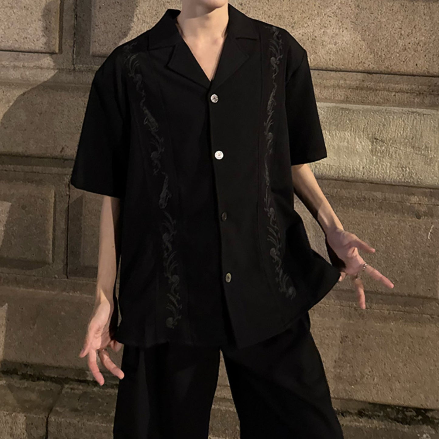 ノッチドラペルカラー ダーク ハーフスリーブシャツ