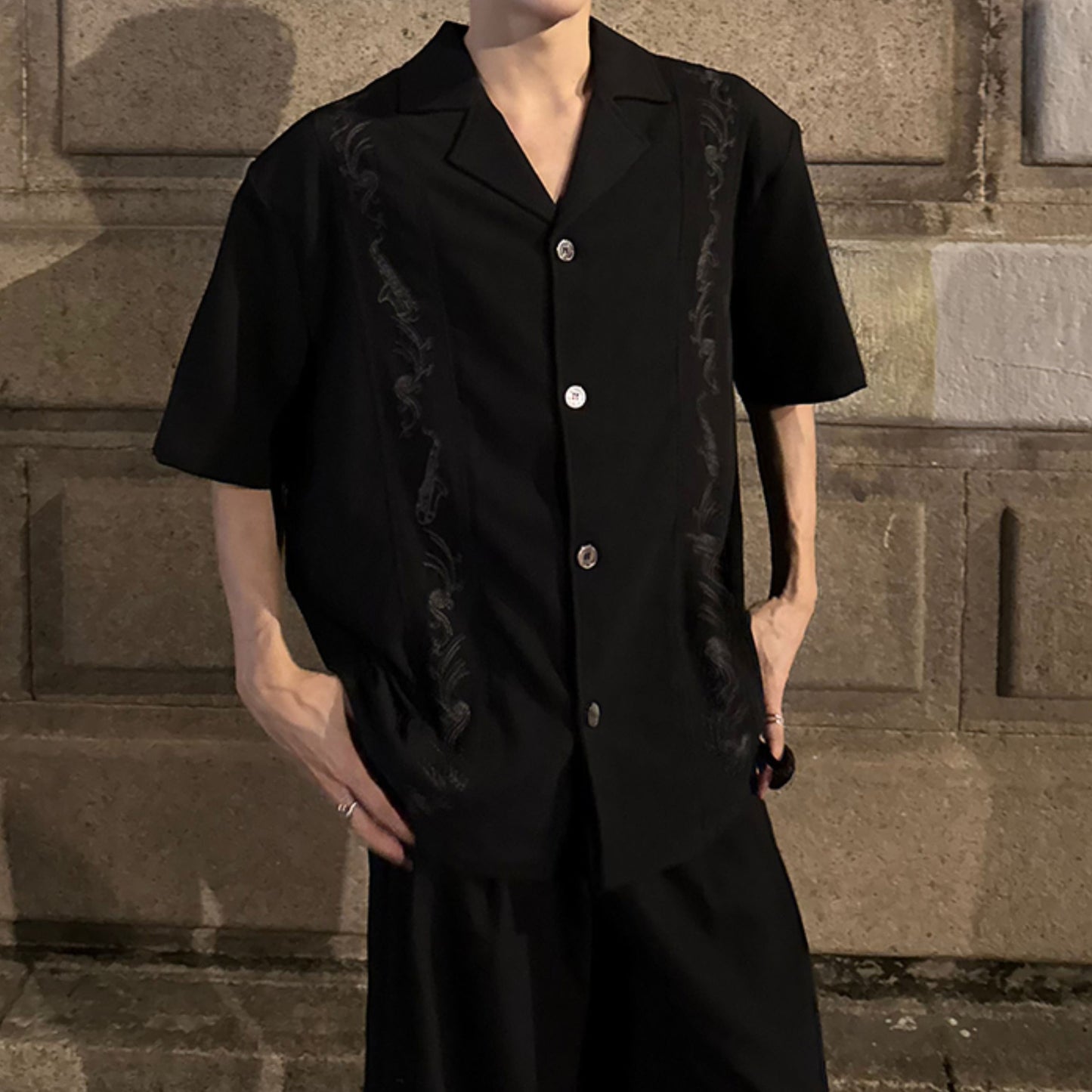 ノッチドラペルカラー ダーク ハーフスリーブシャツ