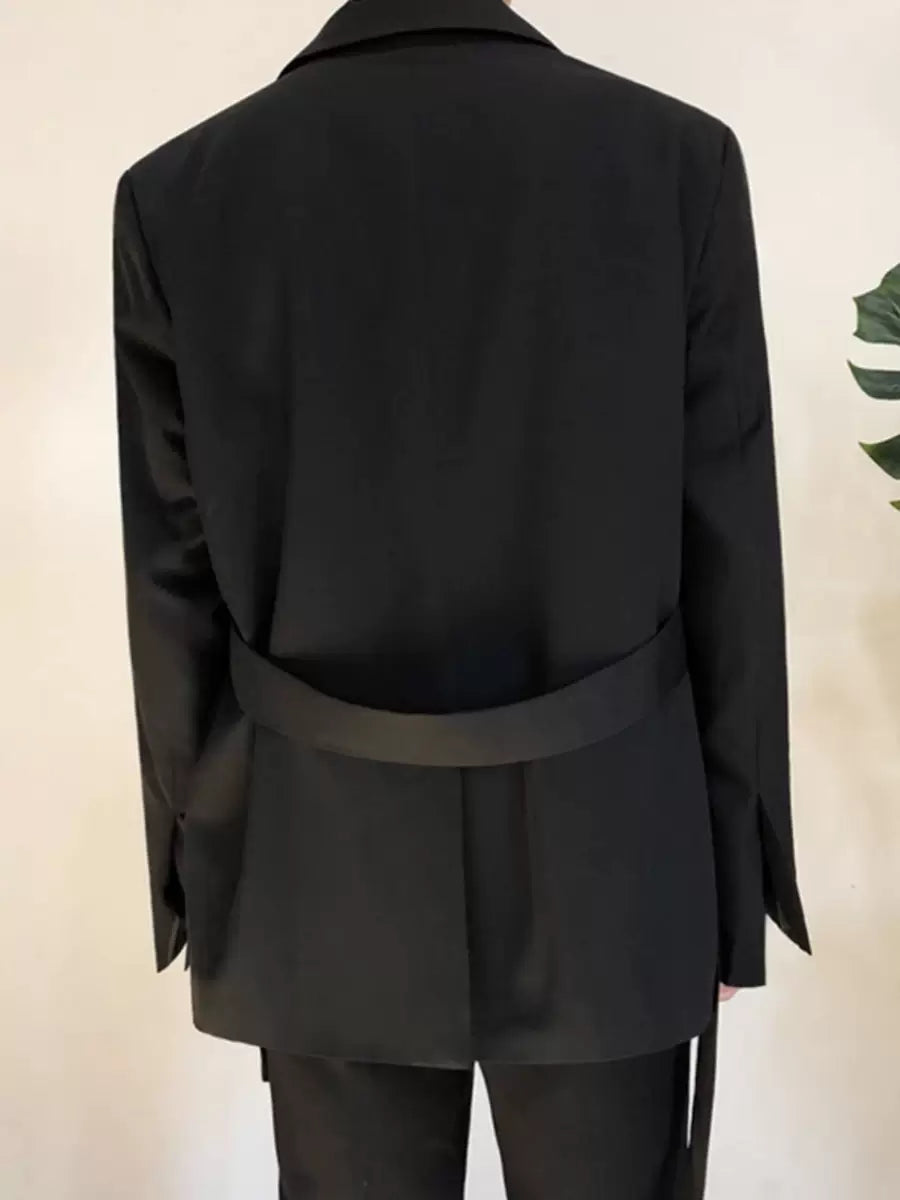 【秋物コーデ3点セット】 ①スーツJKT・②長袖シャツ・③黒パンツ